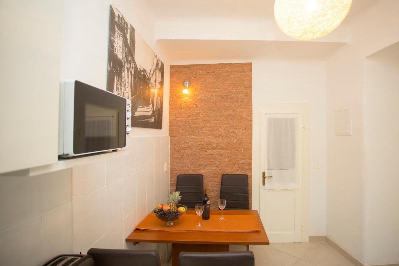 Apartment Silvana Spalato Esterno foto